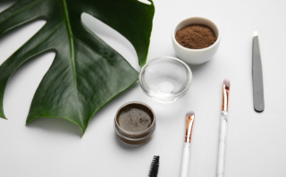 Henna Lash Tint: Meaning, How-to and More