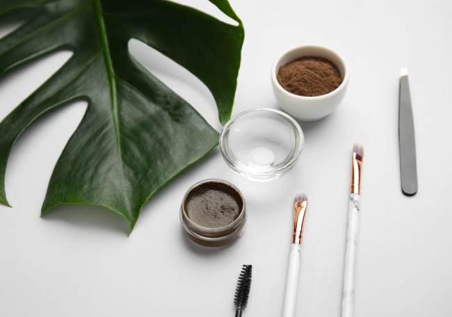 Henna Lash Tint: Meaning, How-to and More