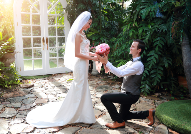 7 Pre-Wedding Photoshoot Ideas